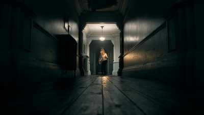 Грейс Эшкрофт против жуткой Карги — появились новые детали и скриншоты хоррора Resident Evil Requiem от Capcom