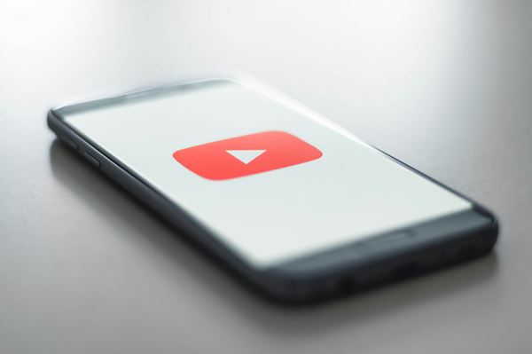 Треть российских блогеров ушла из замедленного YouTube за 12 месяцев